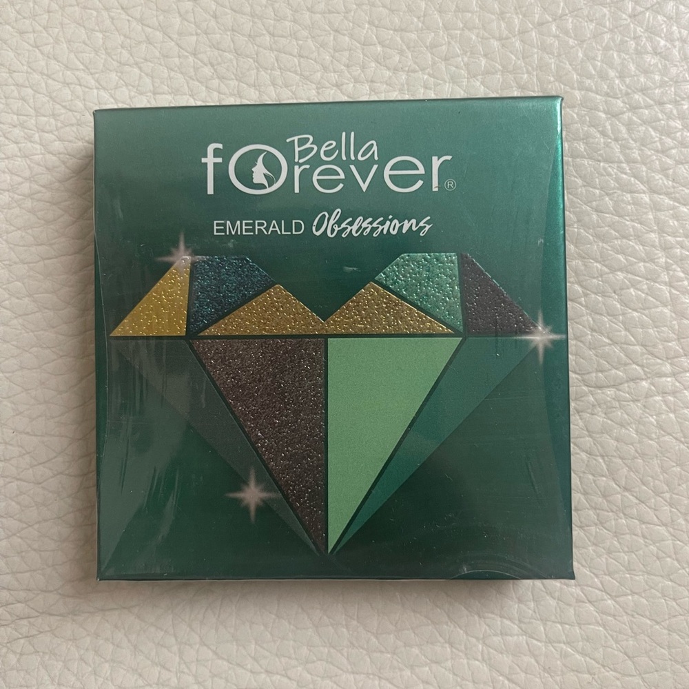Emerald Obsessions Palette